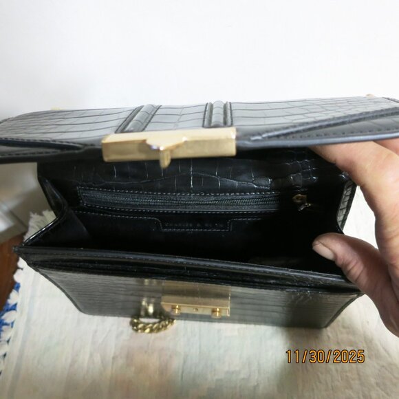 Charles & Keith Chain Strap Shoulder Bag - Picture 5 of 5